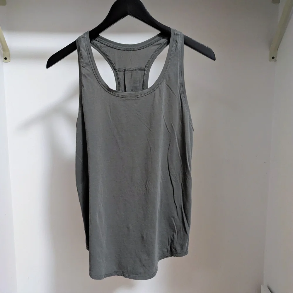 Lululemon Love tank Rhino Grey Size 6 - Picture 1 of 5